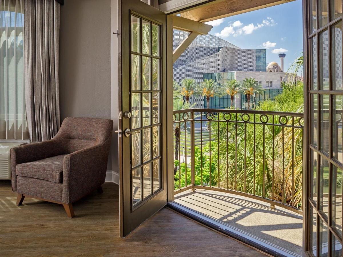 Hotel Indigo San Antonio Riverwalk By Ihg Esterno foto