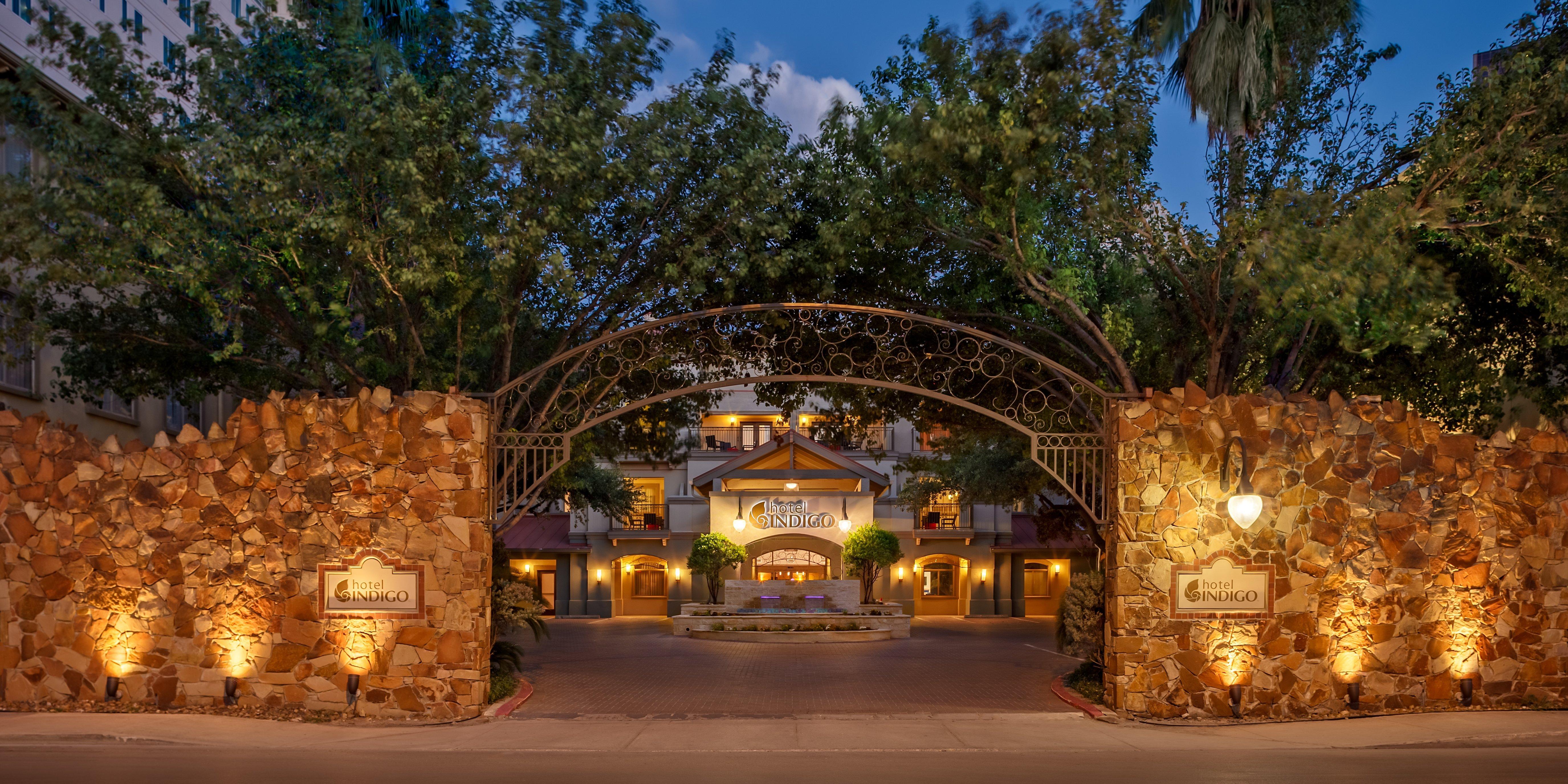 Hotel Indigo San Antonio Riverwalk By Ihg Esterno foto