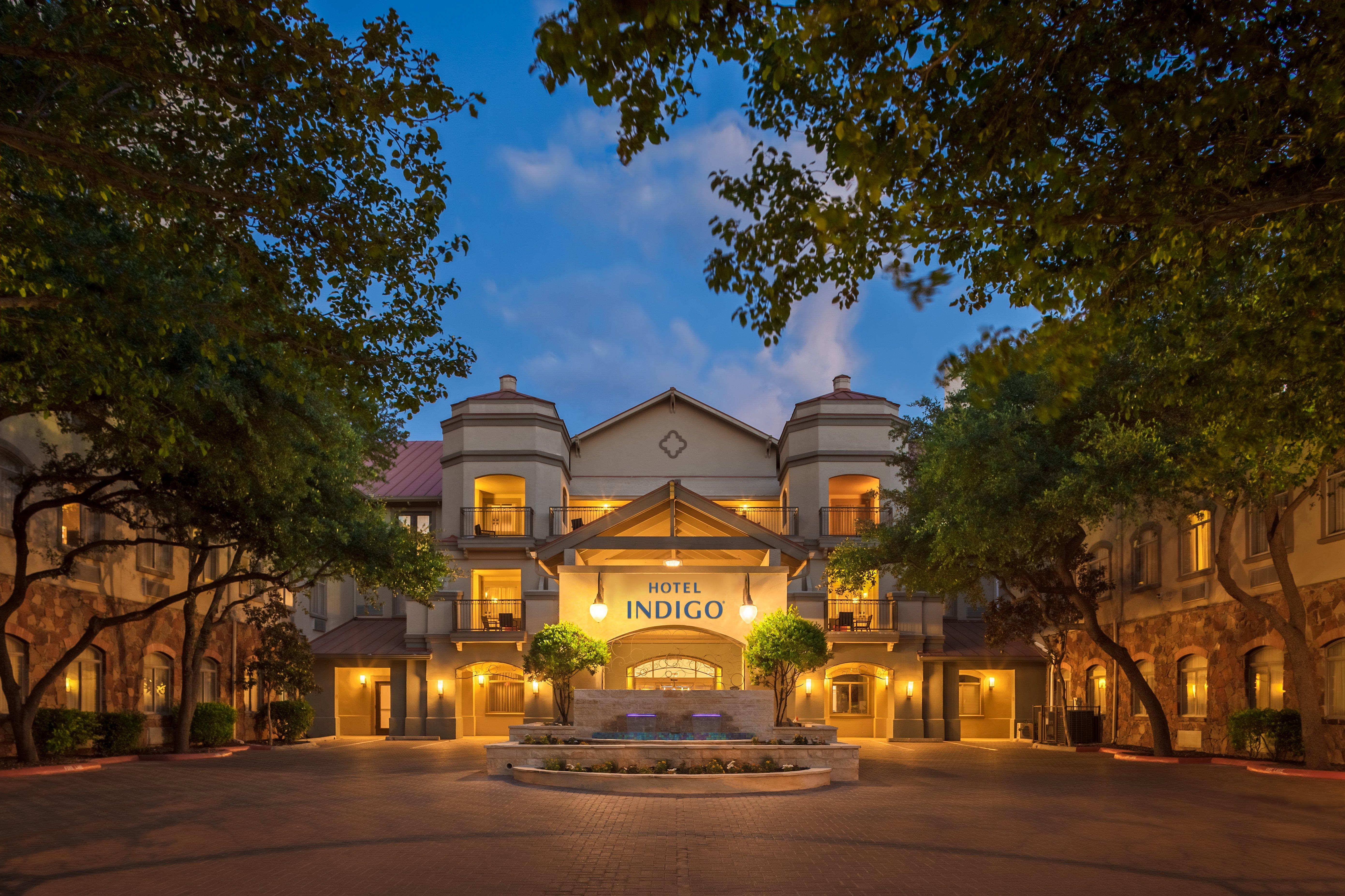 Hotel Indigo San Antonio Riverwalk By Ihg Esterno foto